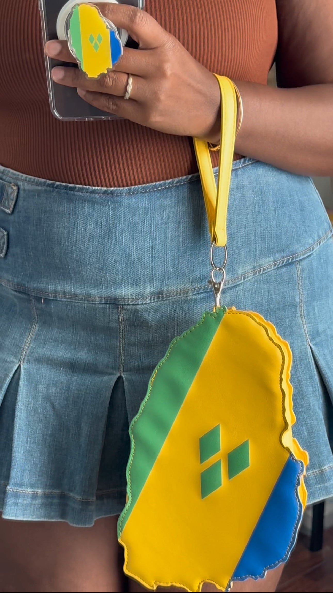 St Vincent Flag Thigh Bag & Wristlet