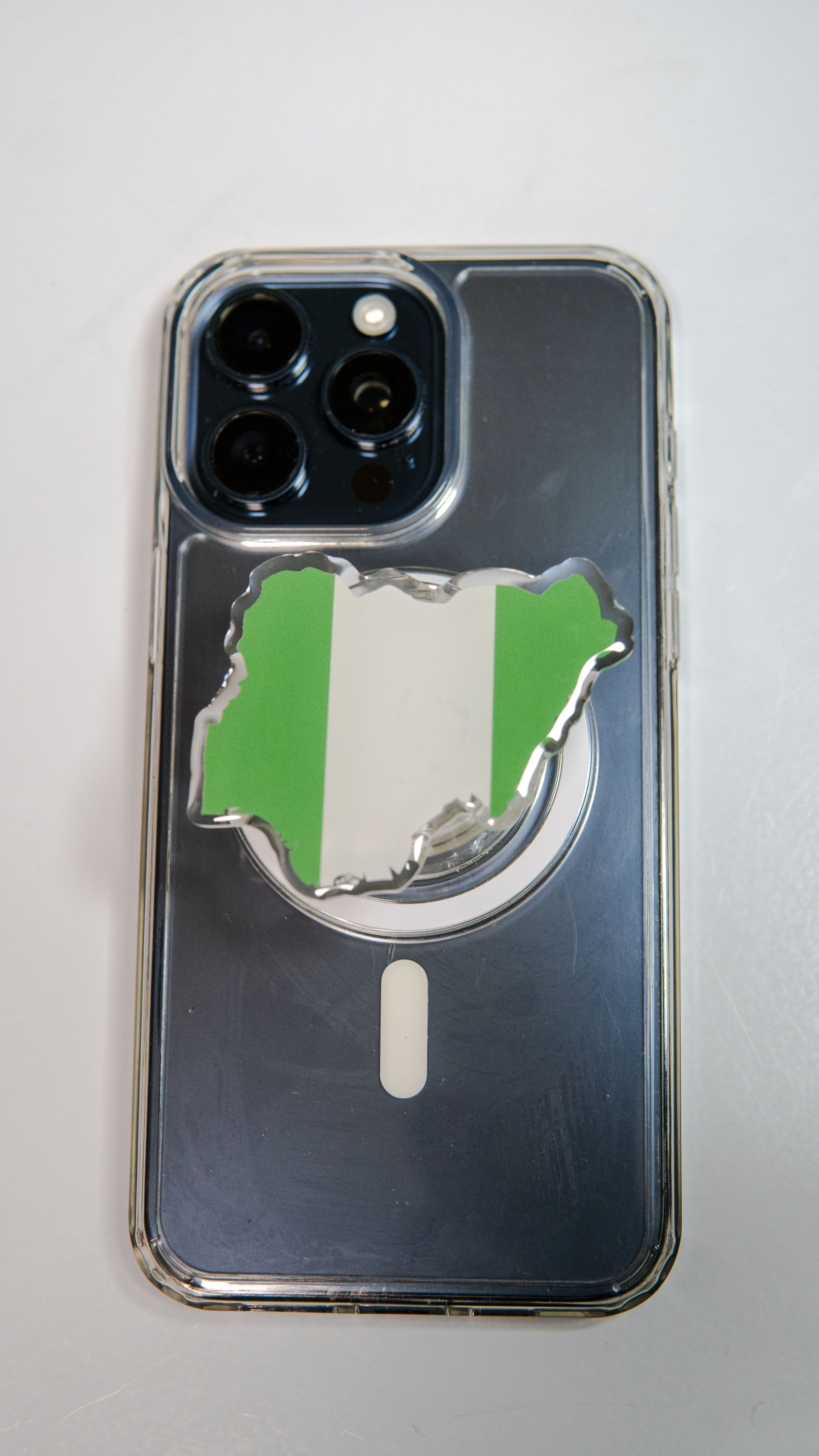 MagSafe Flag Phone grip